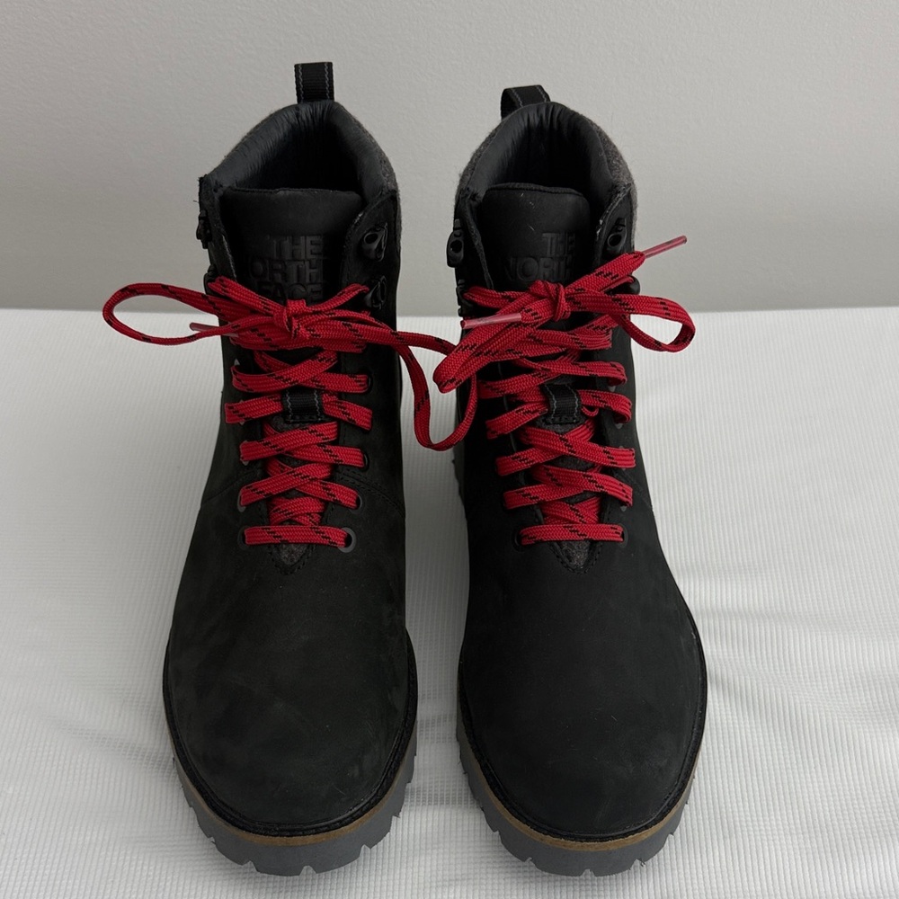 The North Face Black Larimer Mid Hiking Boots 8